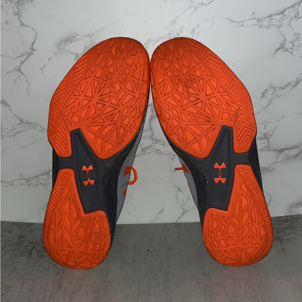 MENS Under Armour Silver and Orange Athletic Sneakers - Picture 7 of 9